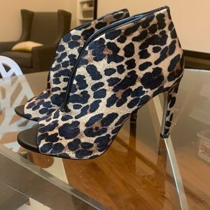 Jessica Simpson open toe cheetah booties